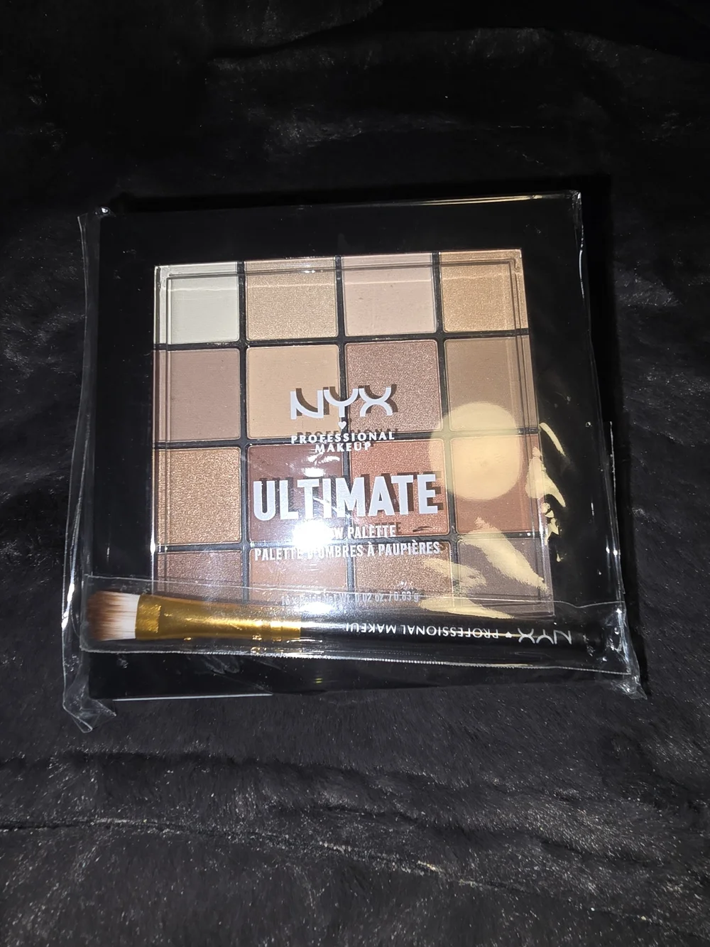 NYX Ultimate Neutral Eyeshadow Palette - Warm Brown & Gold Shades